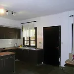 Apartman Charming Maisonette Políhrono